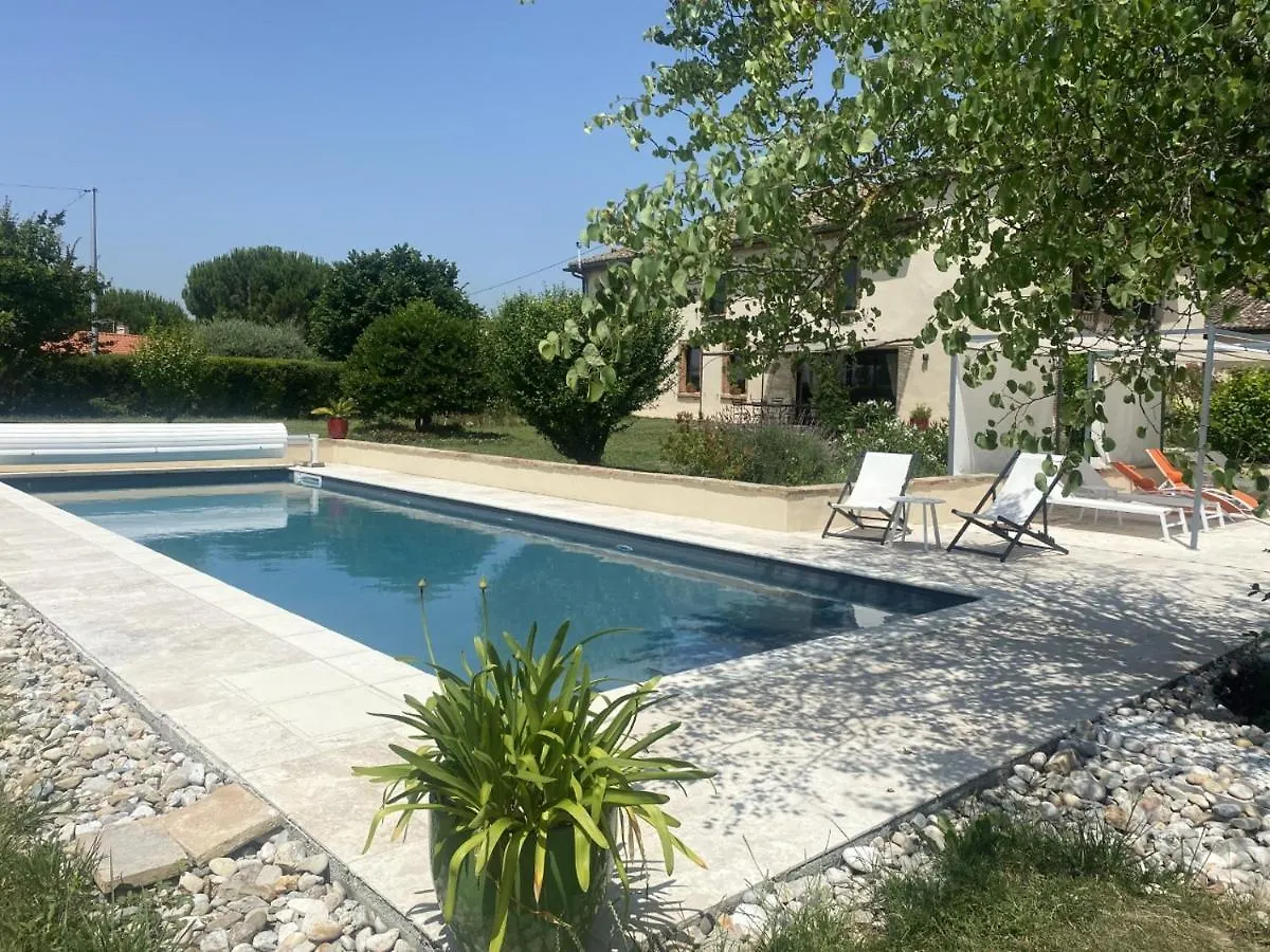 Aux Coteaux D'Aussac Hotel L'Honor-de-Cos France