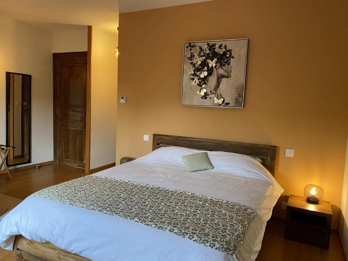 Aux Coteaux D'Aussac Hotel L'Honor-de-Cos