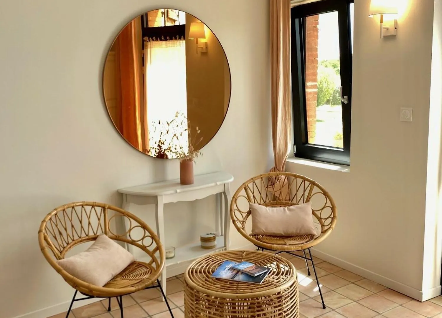 Aux Coteaux D'Aussac Hotel L'Honor-de-Cos