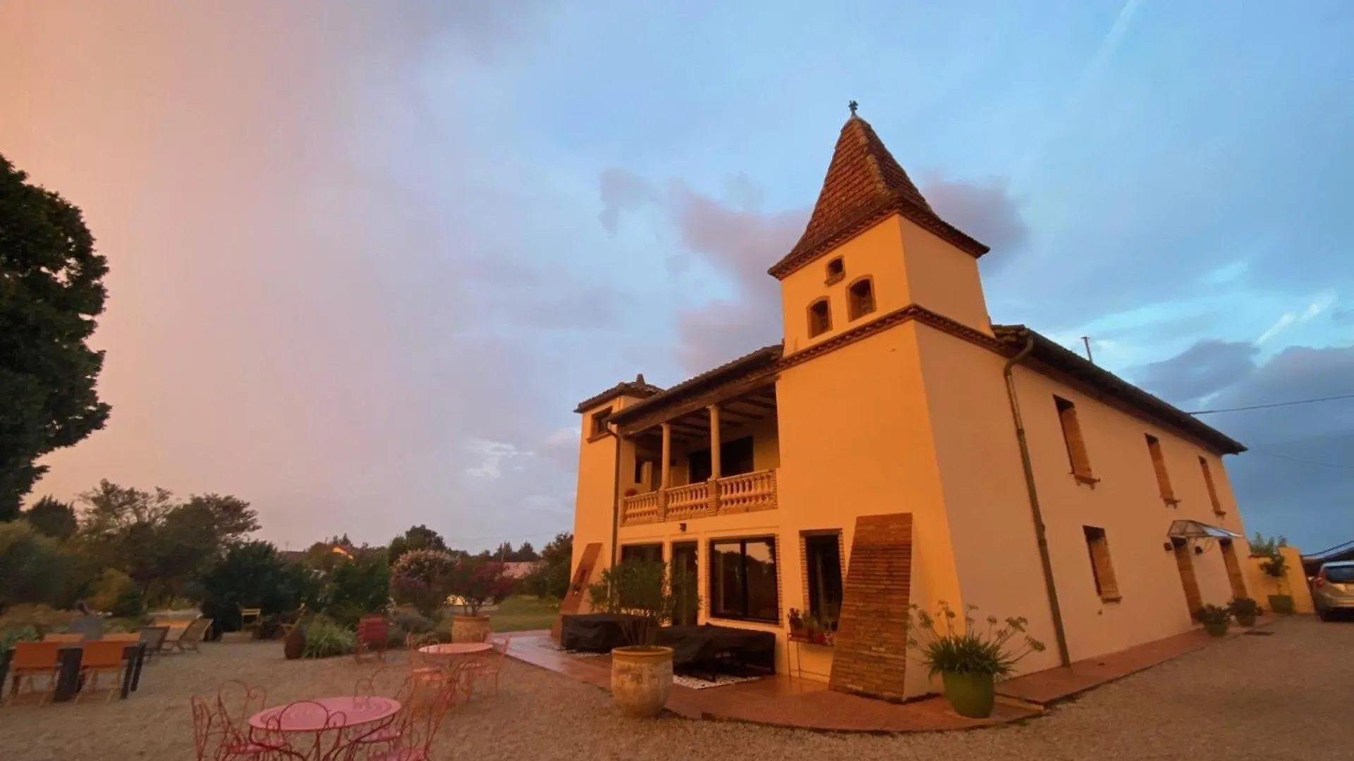 Aux Coteaux D'Aussac Hotel L'Honor-de-Cos