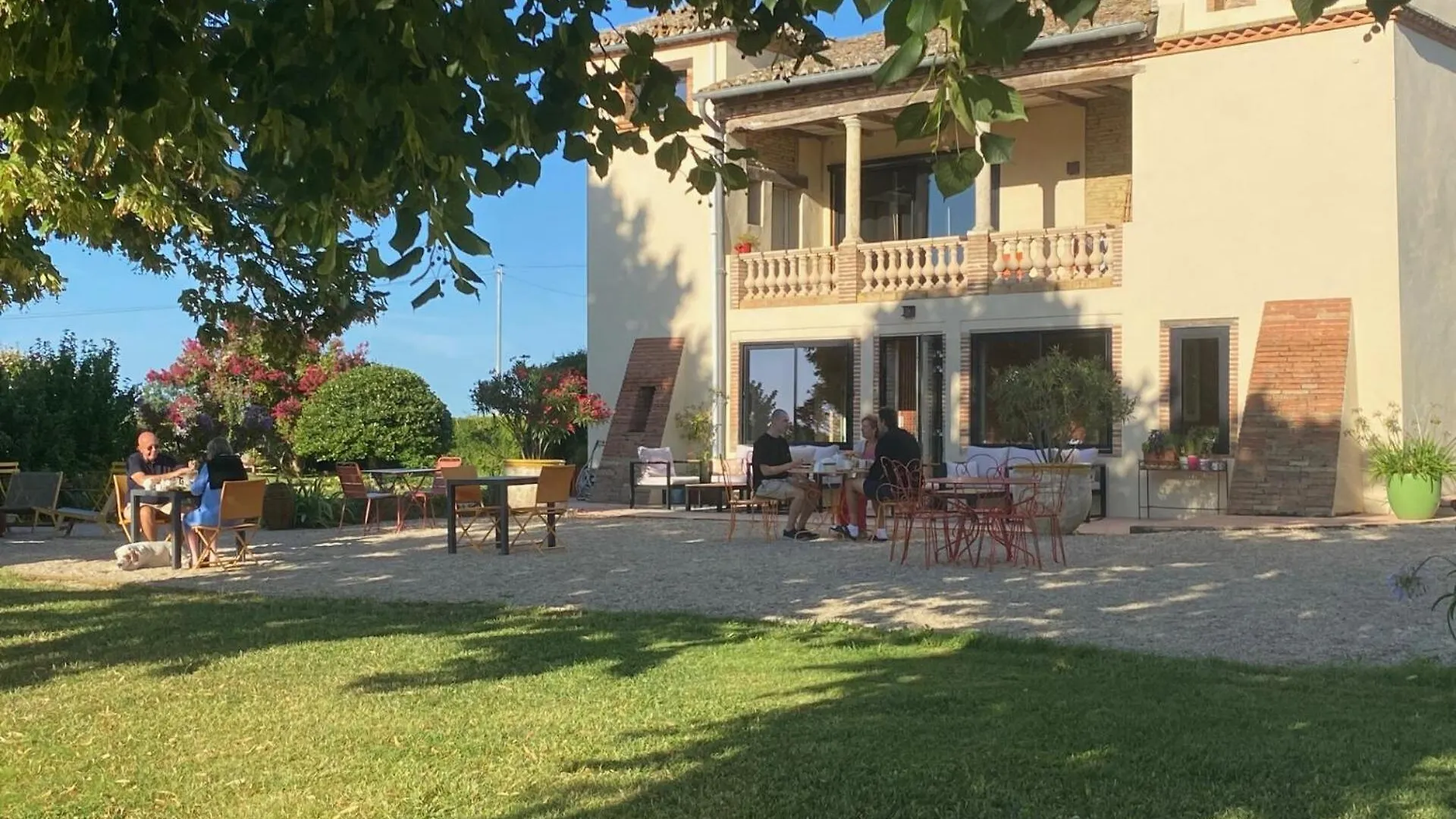 Aux Coteaux D'Aussac Hotel L'Honor-de-Cos 0*,  France