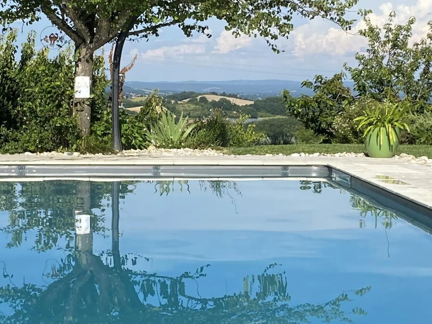 Aux Coteaux D'Aussac Hotel L'Honor-de-Cos Guest house