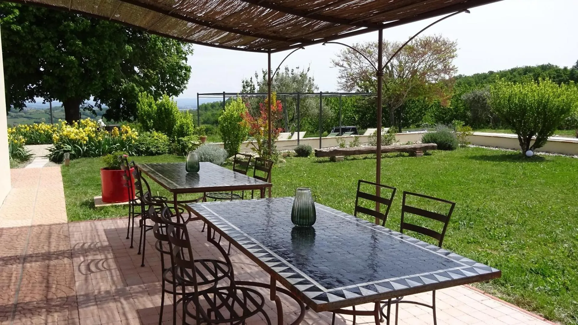 Aux Coteaux D'Aussac Hotel L'Honor-de-Cos 0*,
